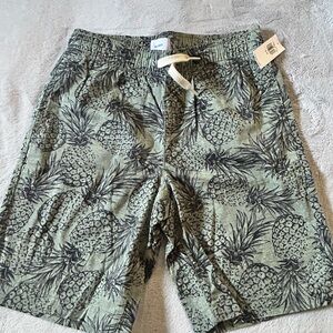 Old Navy Olive Pineapple Print Shorts
